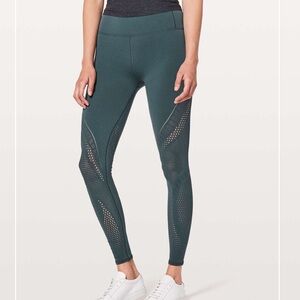 Lululemon Reveal Tight Interconnect *25.5", Gravity, Size 6